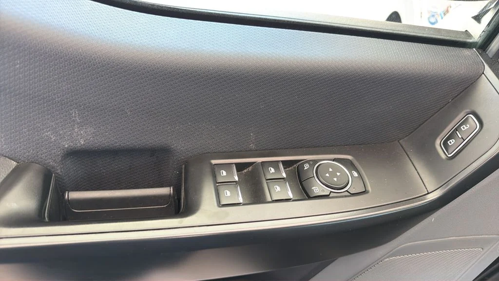 Used 2024 Agate Black Ford XL image 17