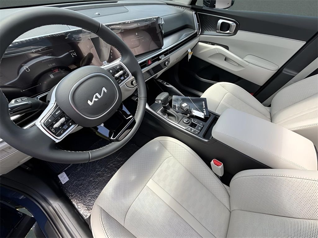 Used 2025 Black Kia S image 10