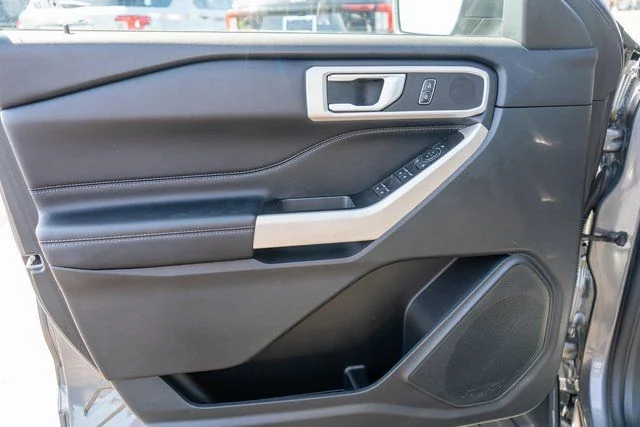 Used 2022 Gray Ford XLT image 18