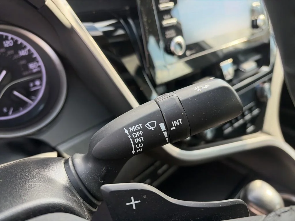 2023 Toyota Camry SE - Photo 28