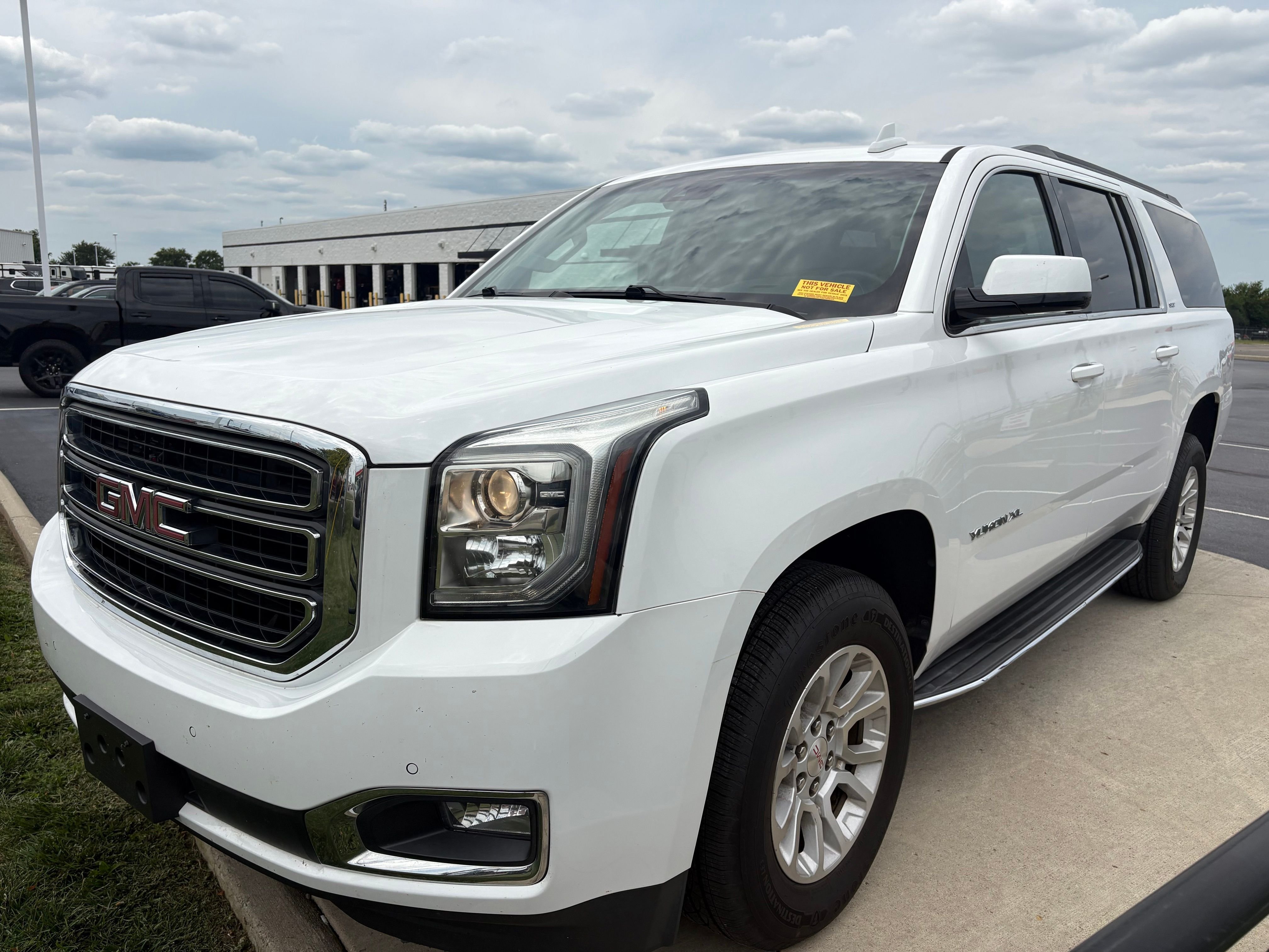 Used 2018 Summit White GMC SLT image 3