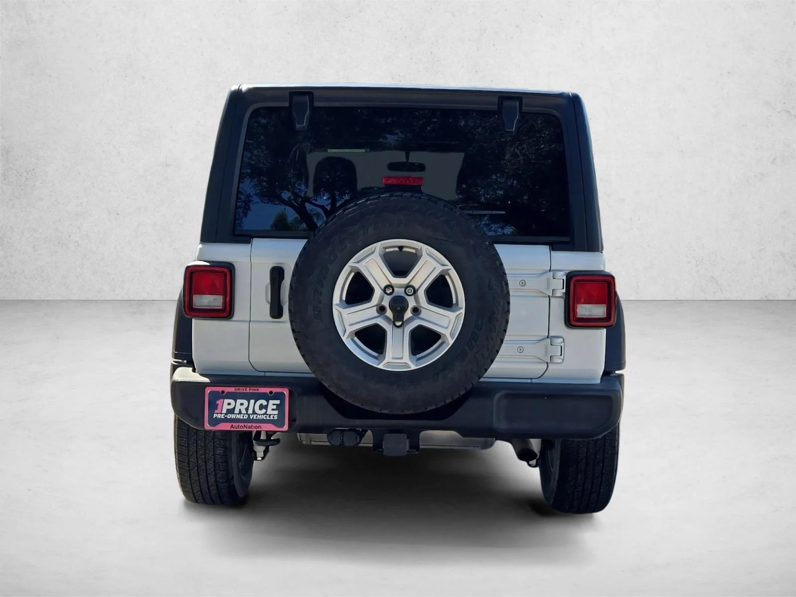 Used 2020 Bright White Clearcoat Jeep Sport S image 7