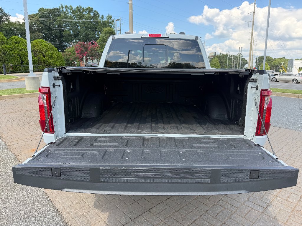 Used 2024 Gray Ford XLT image 19