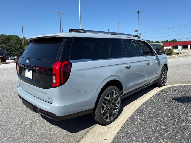 New 2027 Glacier Gray Metallic Tri-Coat Ford Platinum image 10