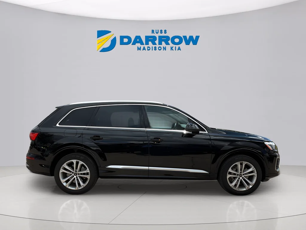 Used 2025 Black Metallic Audi 55 Premium image 6