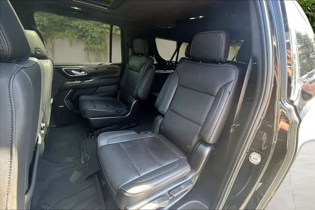 Used 2022 Black Chevrolet High Country image 22