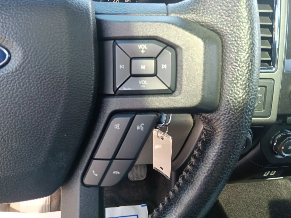 Used 2016 Ingot Silver Metallic Ford XLT image 19