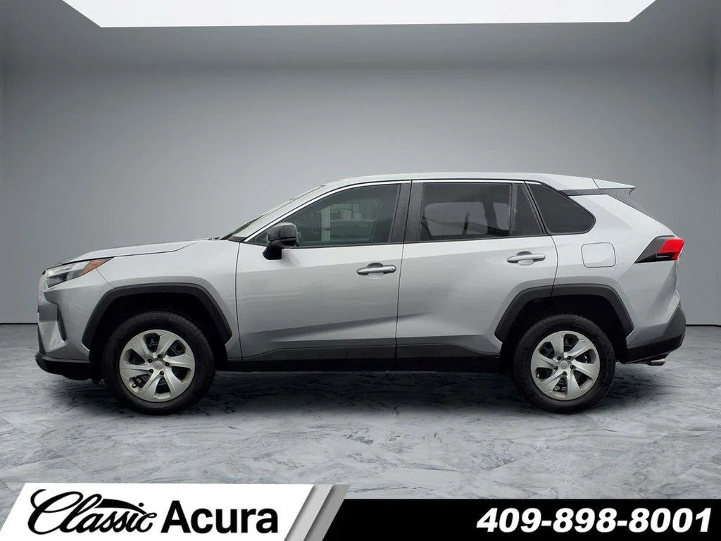 Used 2023 Silver Sky Metallic Toyota LE FWD (Natl) image 7