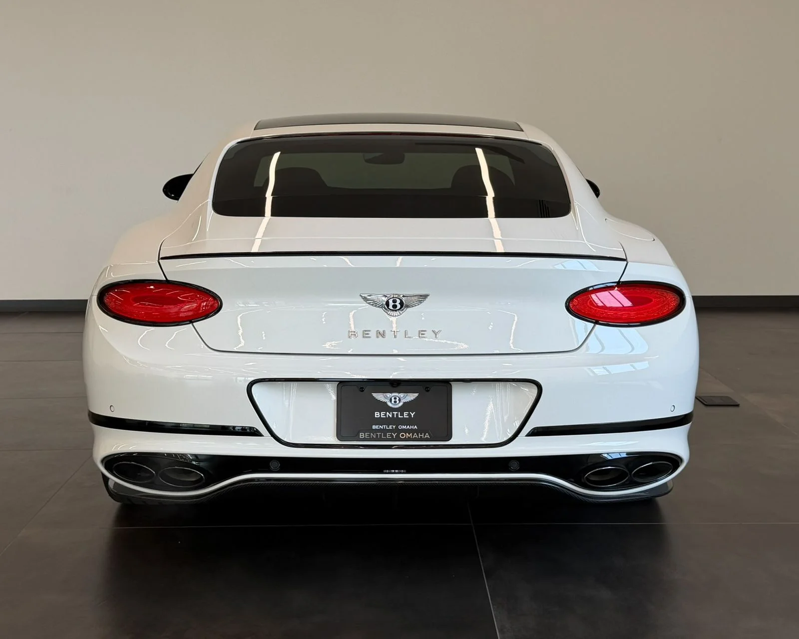 Used 2023 White Bentley V8 S image 10