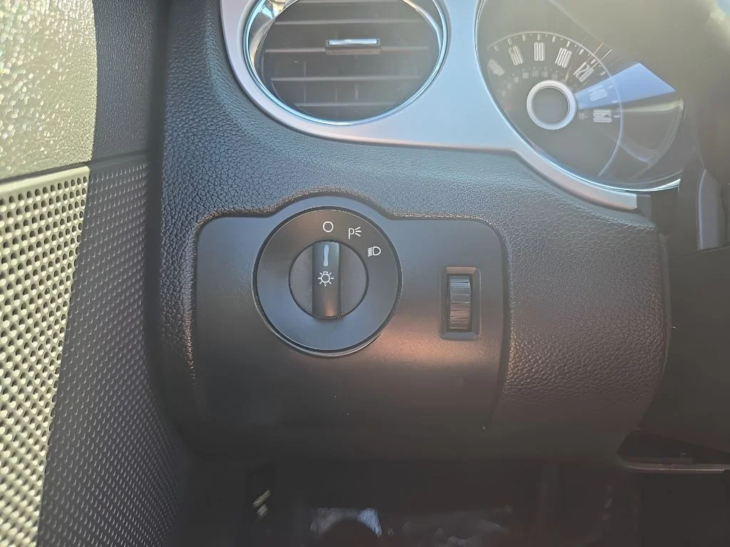 Used 2014 Black Ford Base image 15