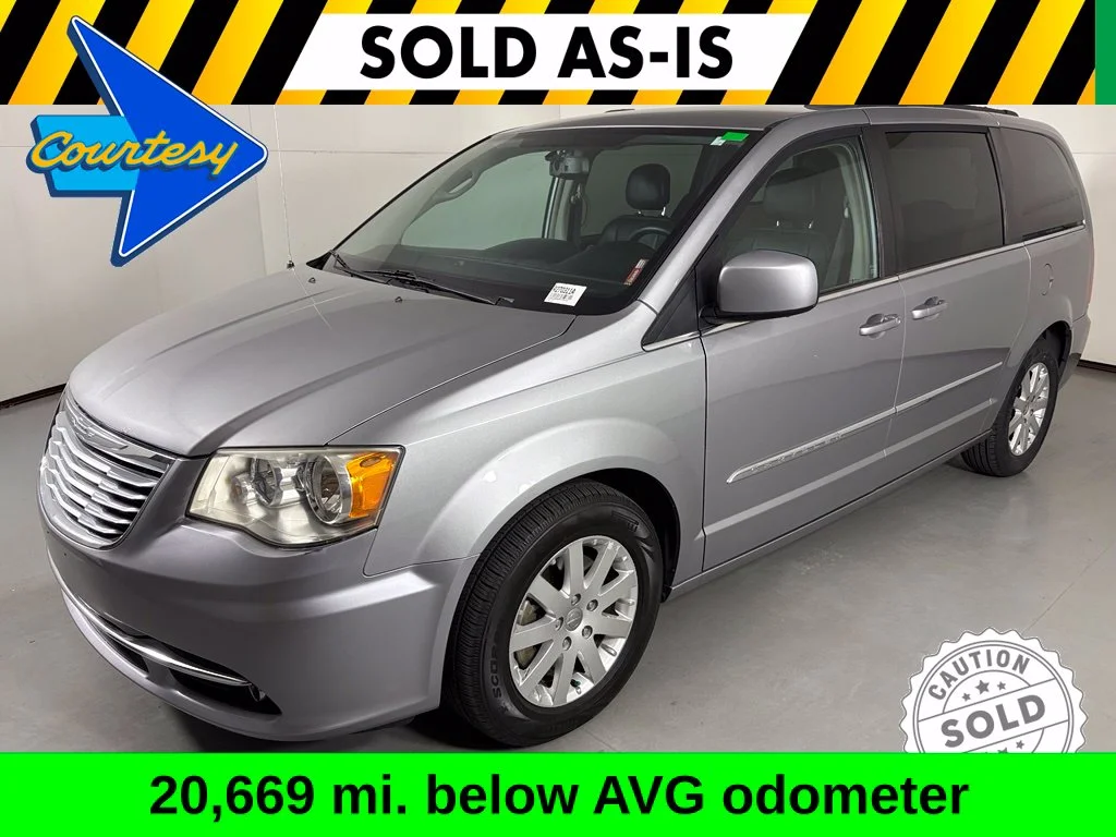 Used 2014 Silver Chrysler Touring image 4