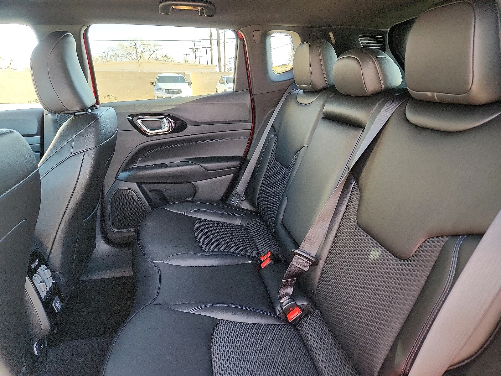 New 2026 PR6 Red Hot Pea Jeep LATITUDE ALTITUDE 4X4 image 10
