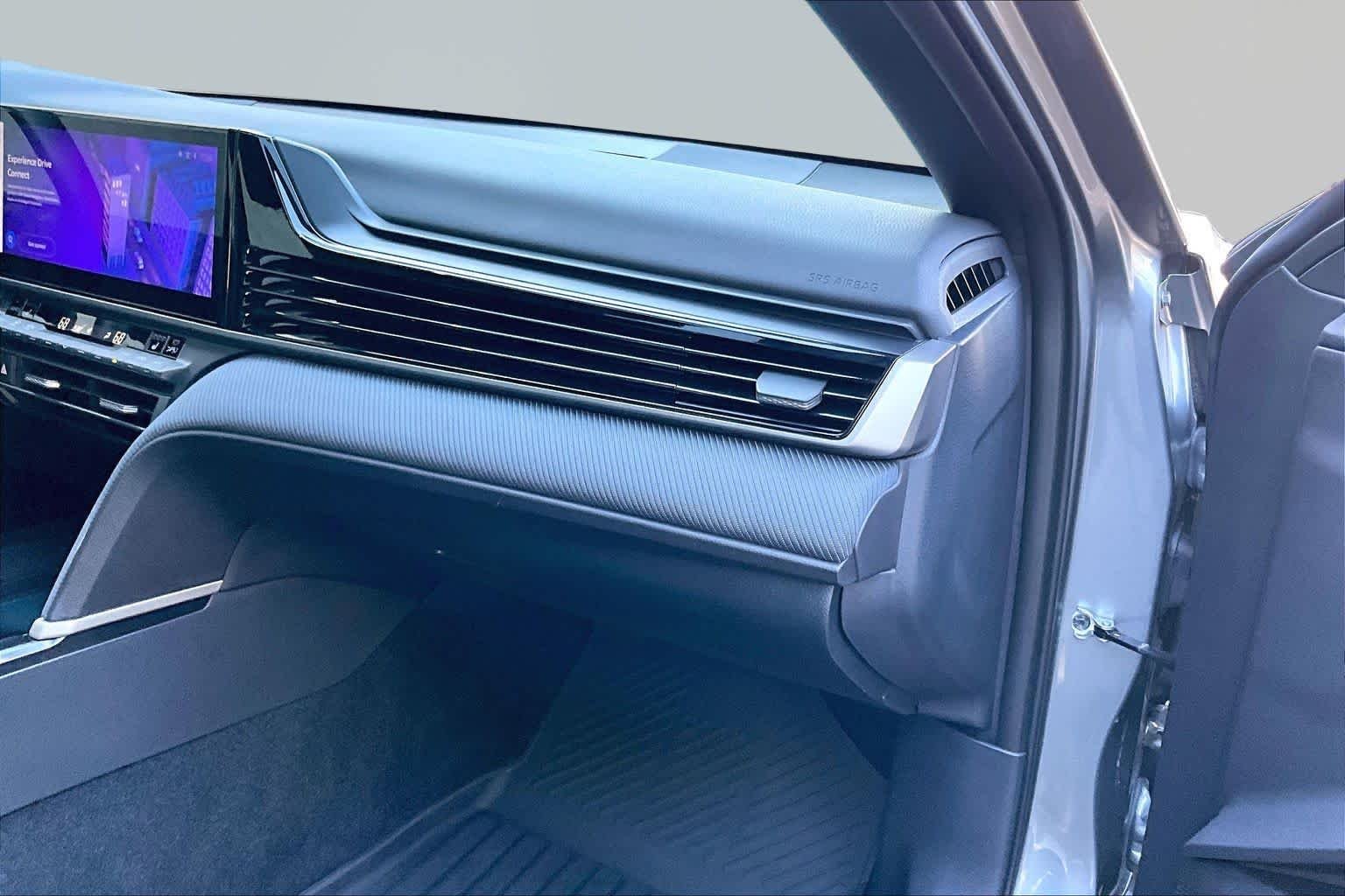 Used 2025 Heavy Metal Toyota SE image 19