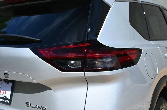 2022 Nissan Rogue SL - Photo 9