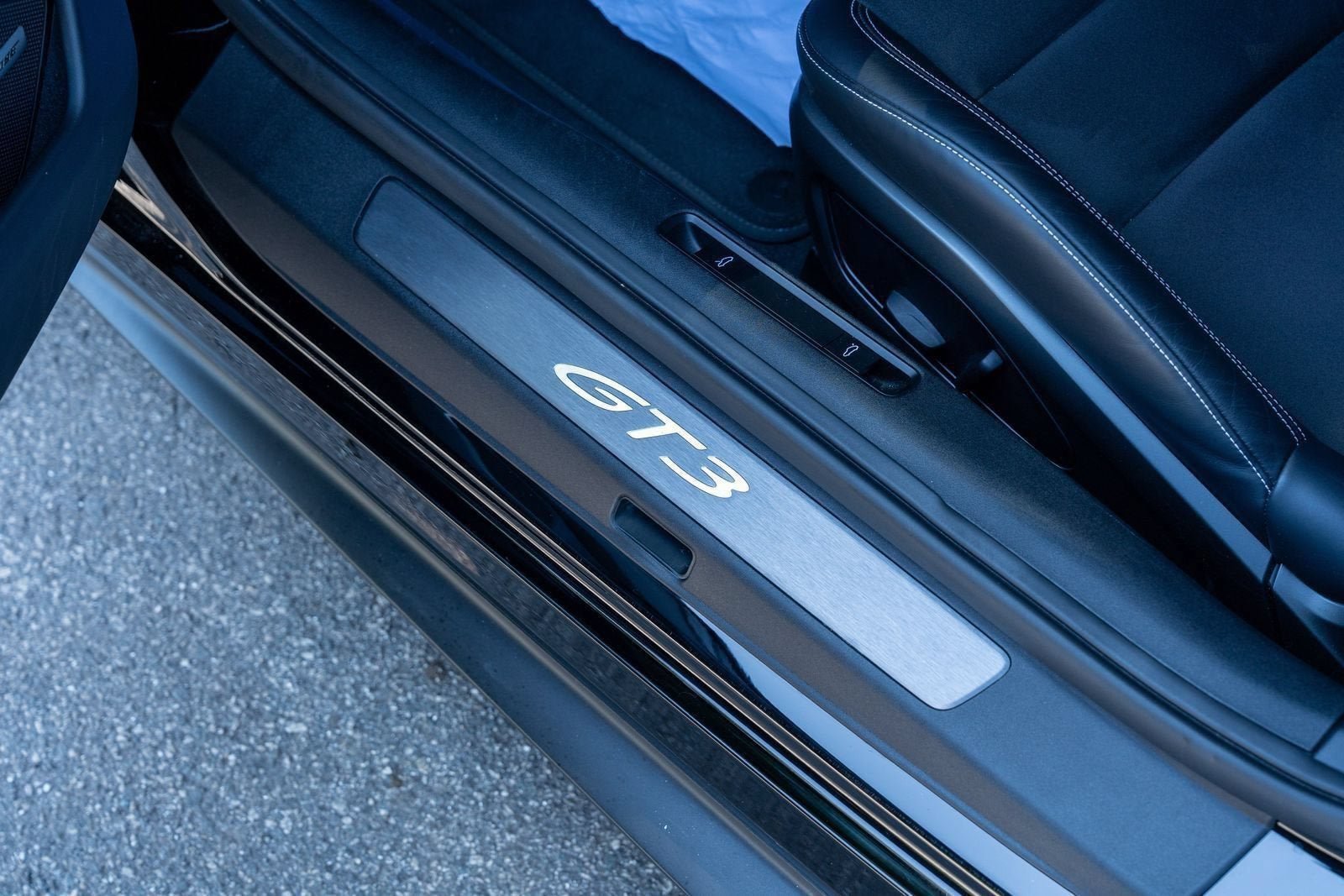 Used 2023 Black Porsche GT3 image 23