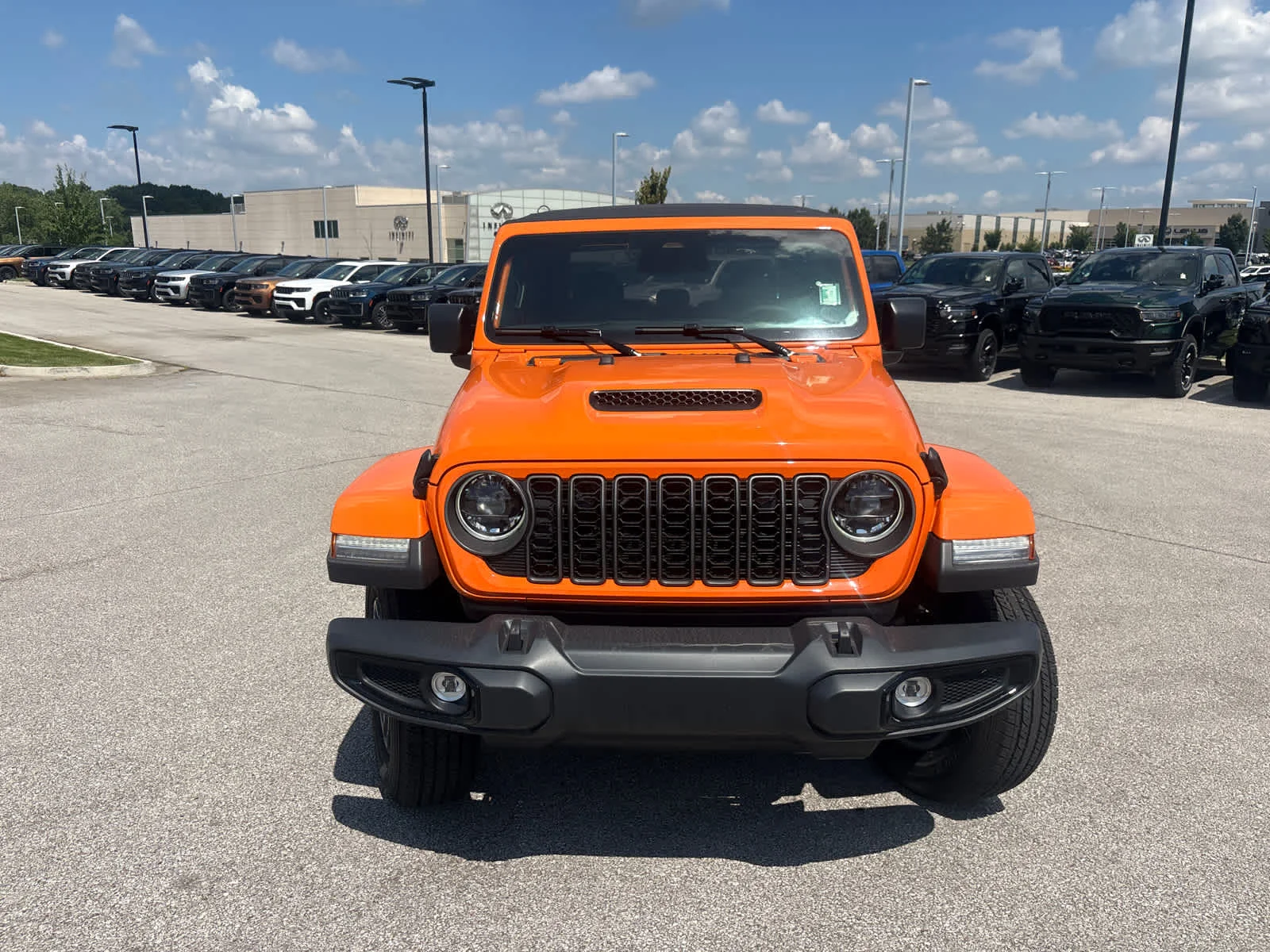 New 2026 Joose Jeep Sport S image 4