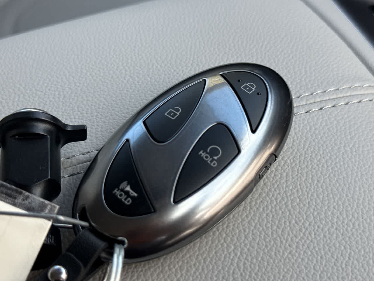 New 2026 Shimmering Silver Hyundai SEL FWD image 28