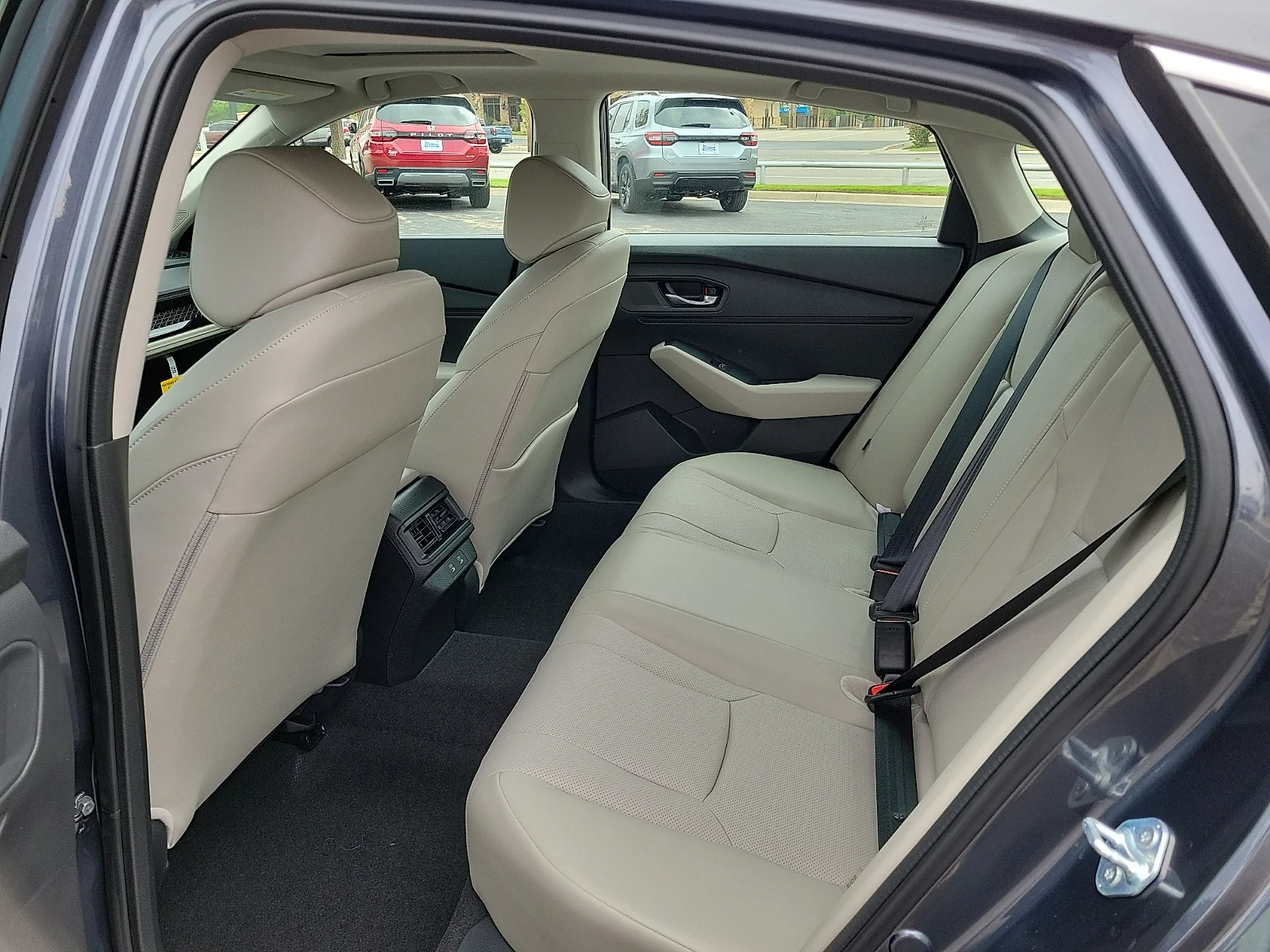 2026 Honda Accord Hybrid EX-L - Photo 16