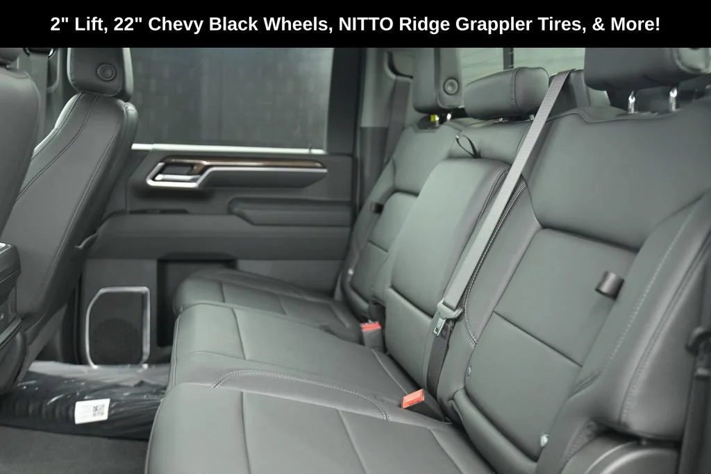 New 2026 Summit White Chevrolet LT image 32