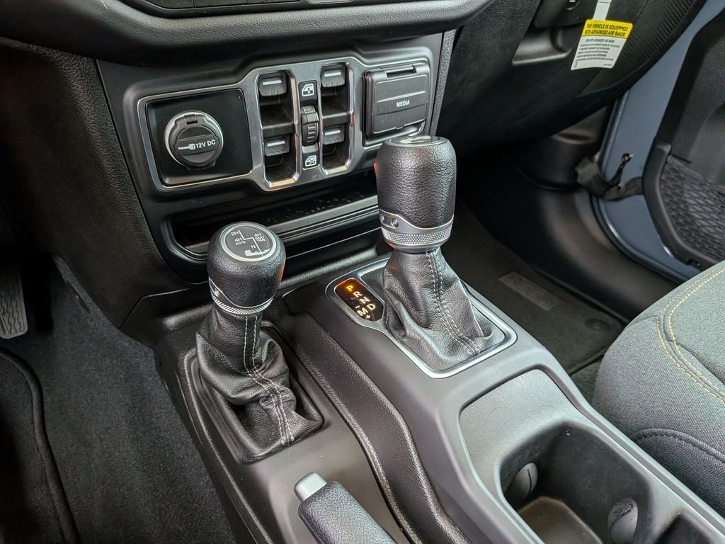 Used 2024 Gray Jeep Sahara 4xe image 19