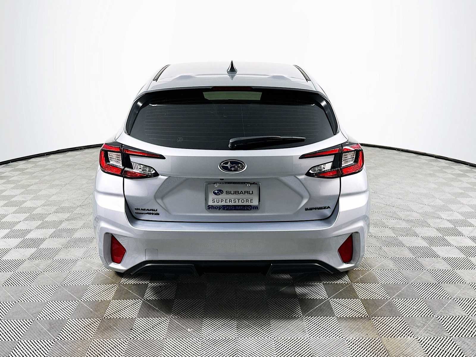 New 2026 ICE SILVER METALLIC Subaru Sport image 6