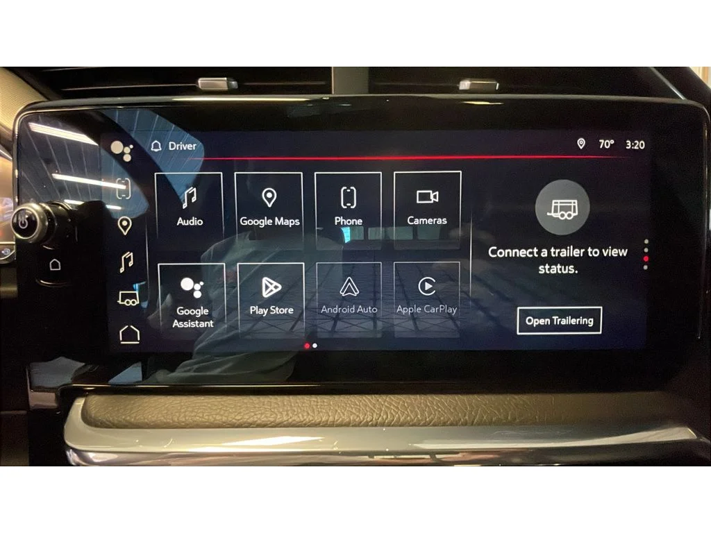 Used 2024 Metallic GMC Denali image 13
