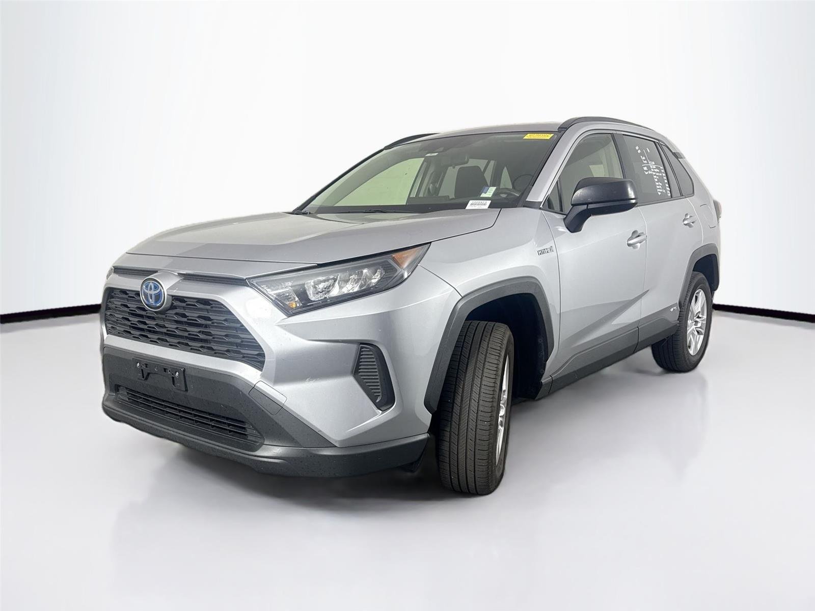 2019 Toyota RAV4 Hybrid LE photo 2