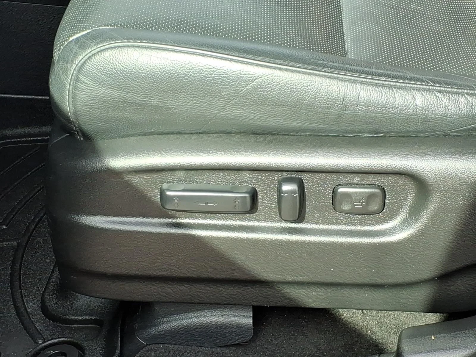 Used 2018 Gray Honda Elite image 13