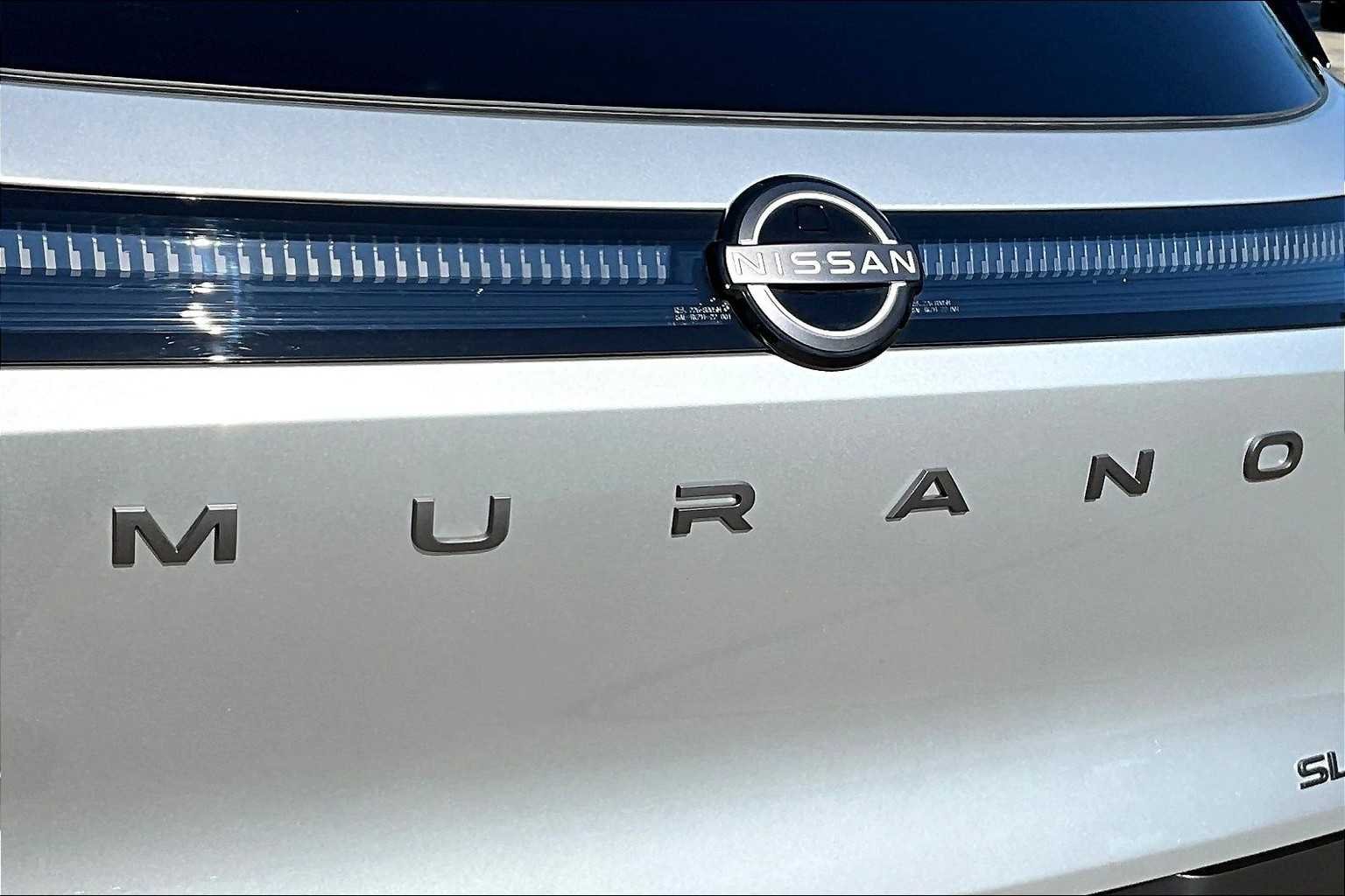 Used 2025 Brilliant Silver Metallic Nissan SL image 29