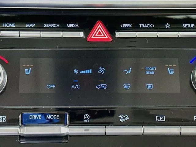 New 2027 Silver Hyundai SEL image 17