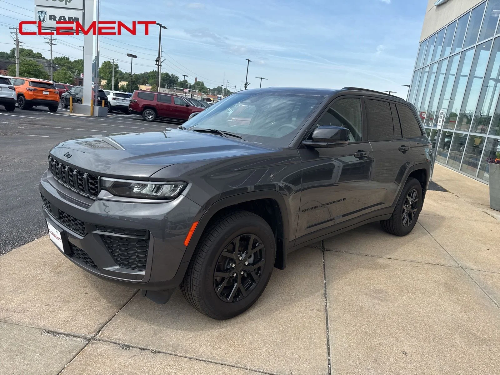 New 2026 Baltic Gray Metallic Clear-Coat Exterior Paint Jeep Altitude image 2