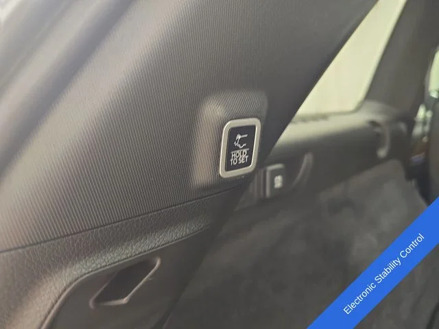 Used 2024 Metallic Jeep Summit Reserve image 18