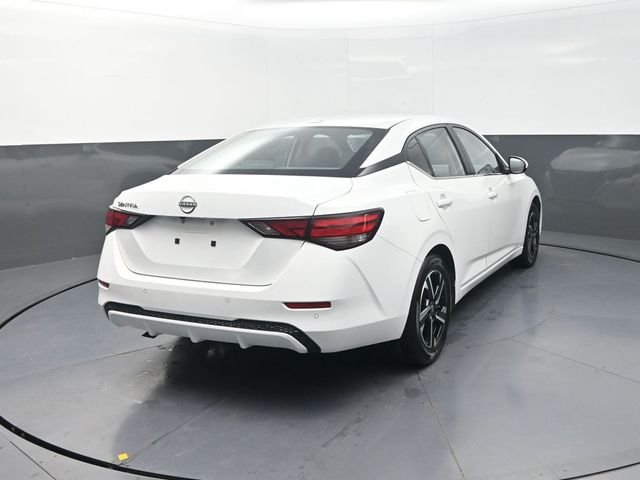 Used 2025 White Nissan SV image 8
