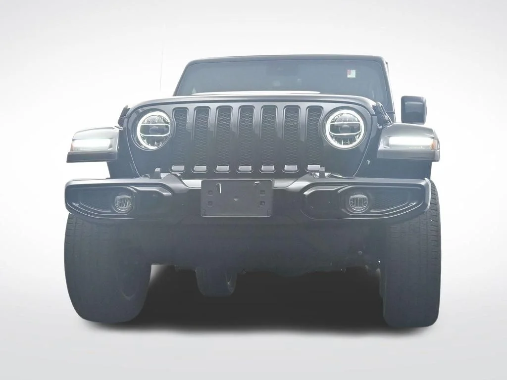Used 2021 Black Jeep Unlimited Sahara High Altitude image 31