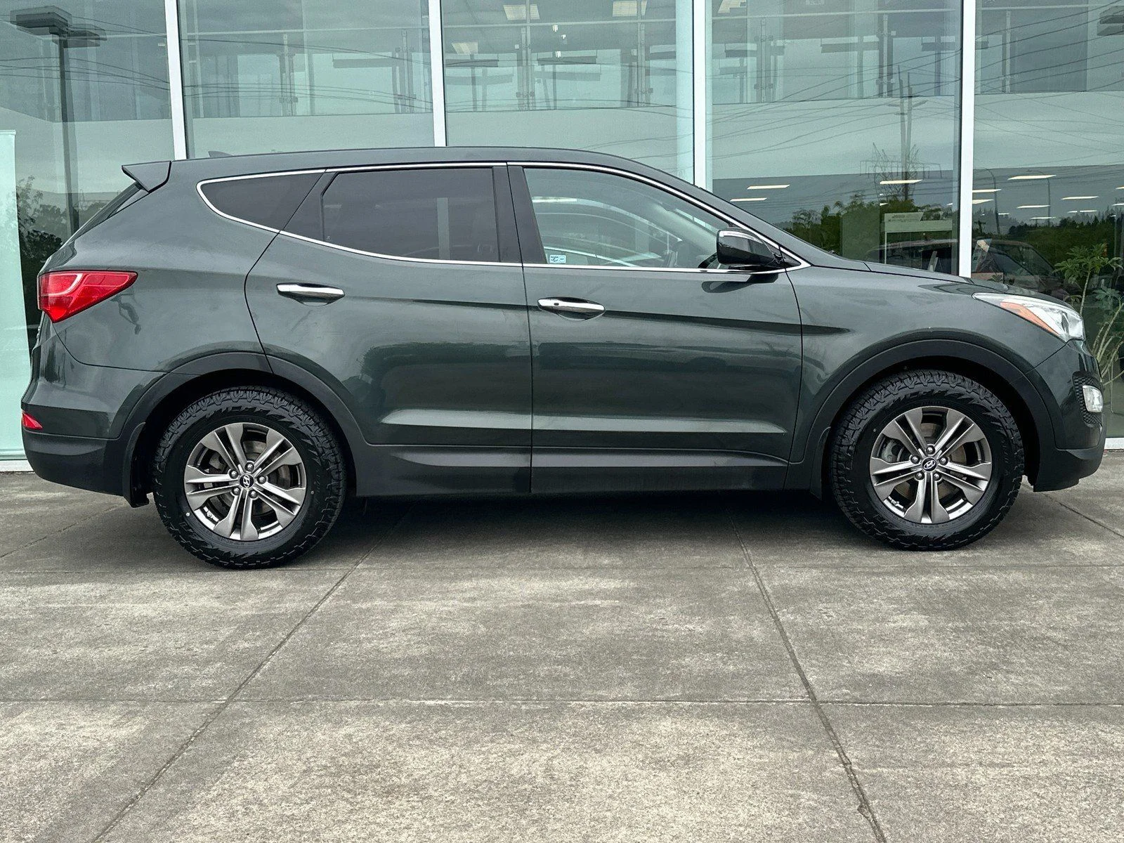 Used 2013 Hyundai Santa Fe Sport with VIN 5XYZUDLB1DG062703 for sale in Gresham, OR
