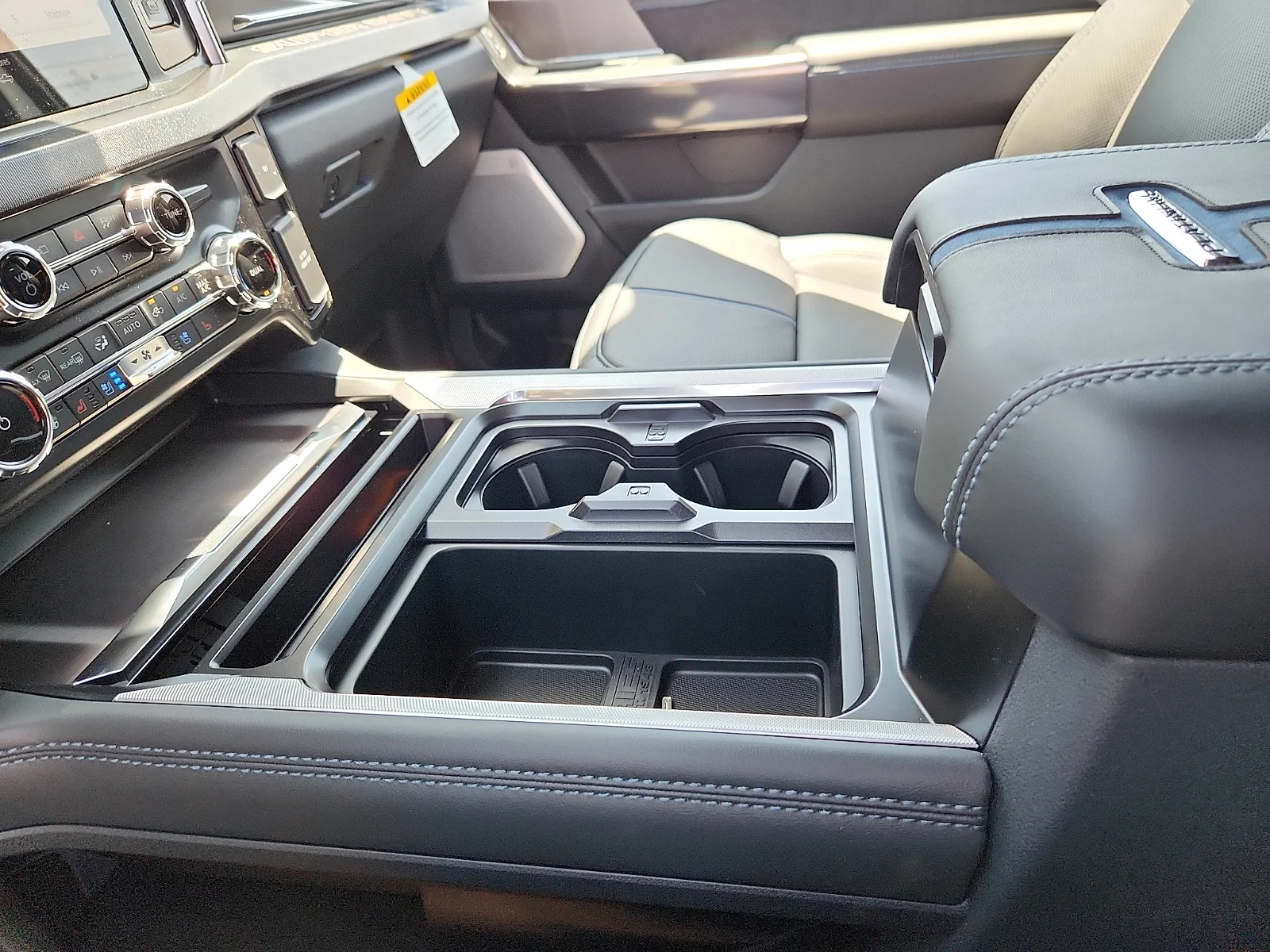 New 2026 Star White Metallic Tri-Coat Ford F-250® Platinum® image 25