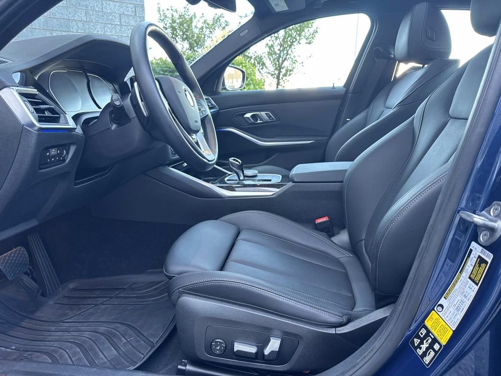 Used 2022 Blue Metallic BMW 330i xDrive image 18