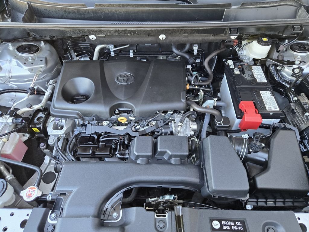 Used 2024 Silver Toyota XLE image 20