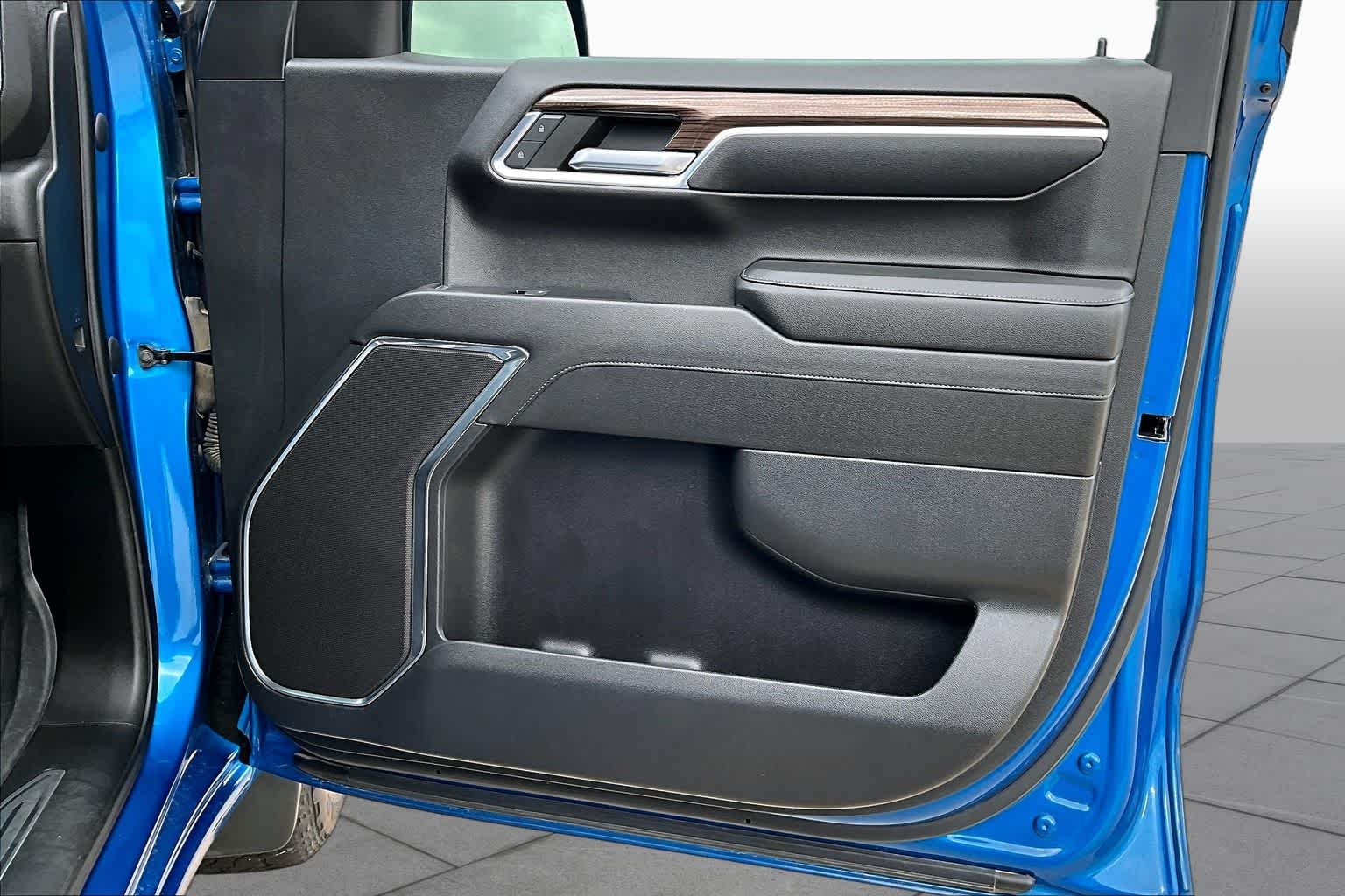 Used 2023 Glacier Blue Metallic Chevrolet RST image 23