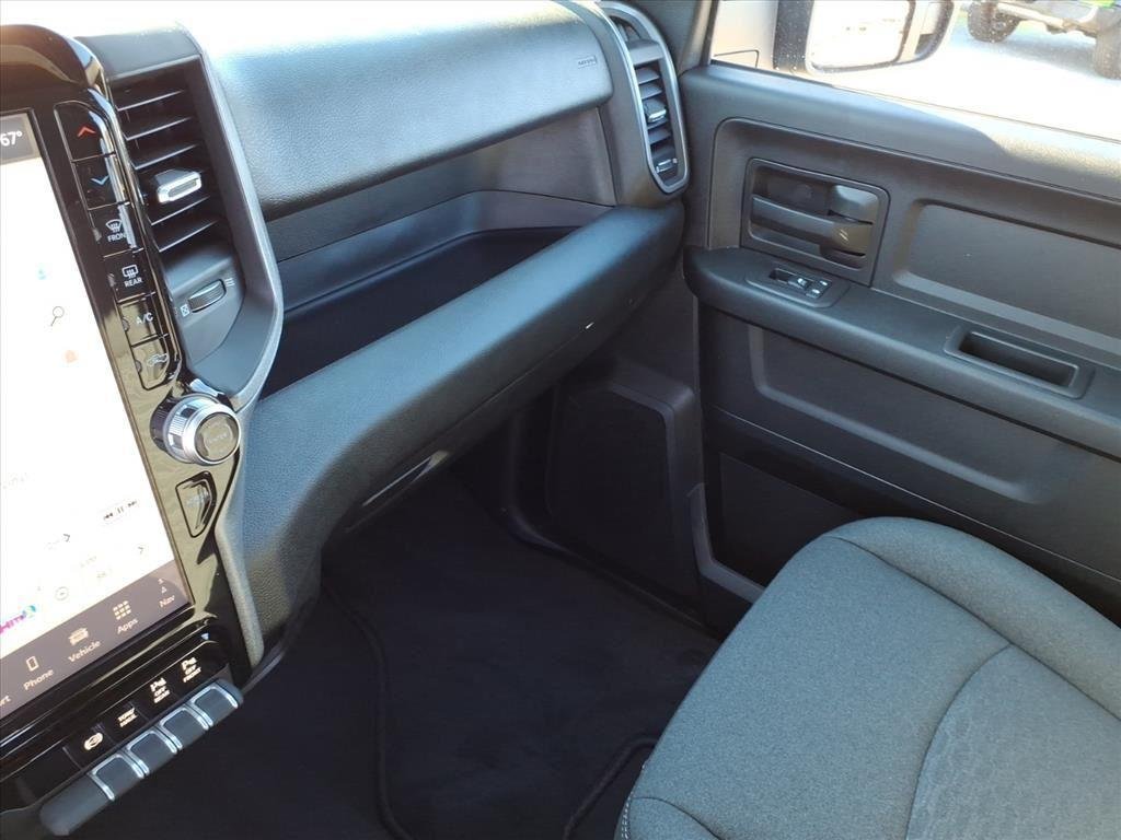 2026 RAM 2500 Tradesman/Black Express - Photo 19