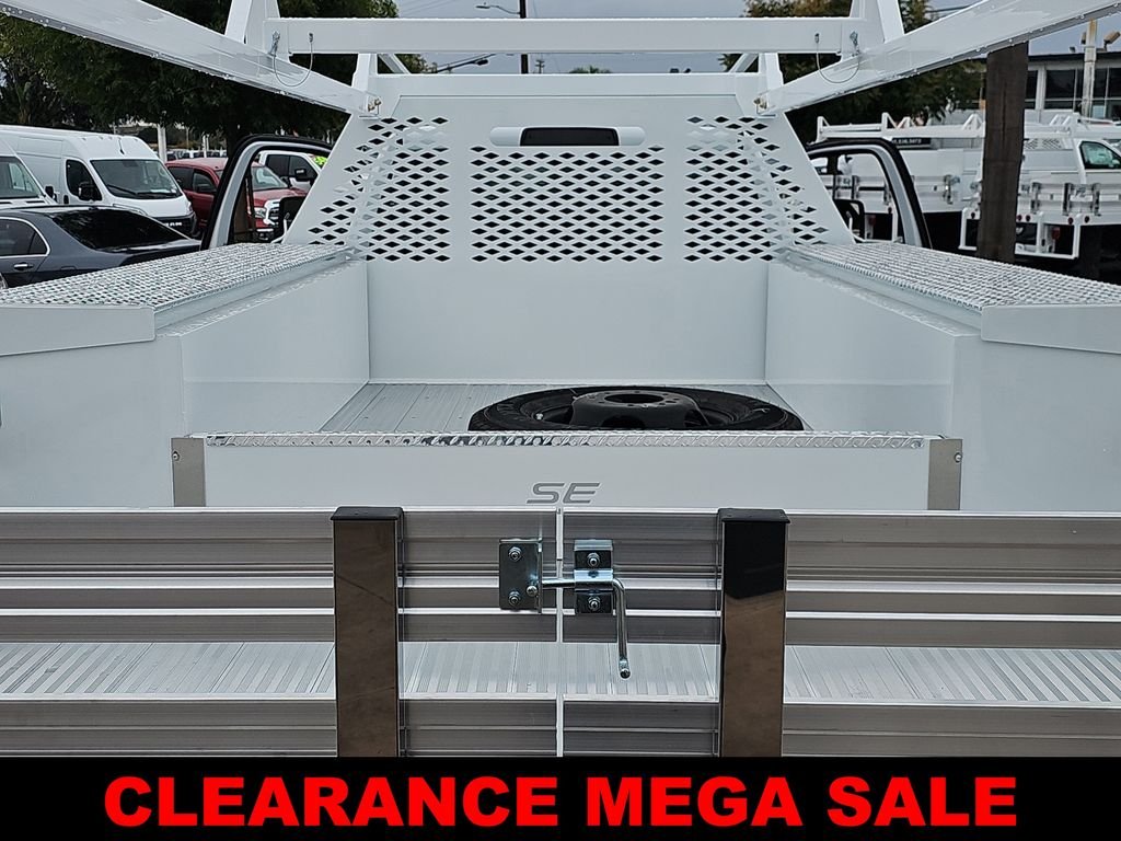 2025 RAM 3500 Chassis Tradesman - Photo 12