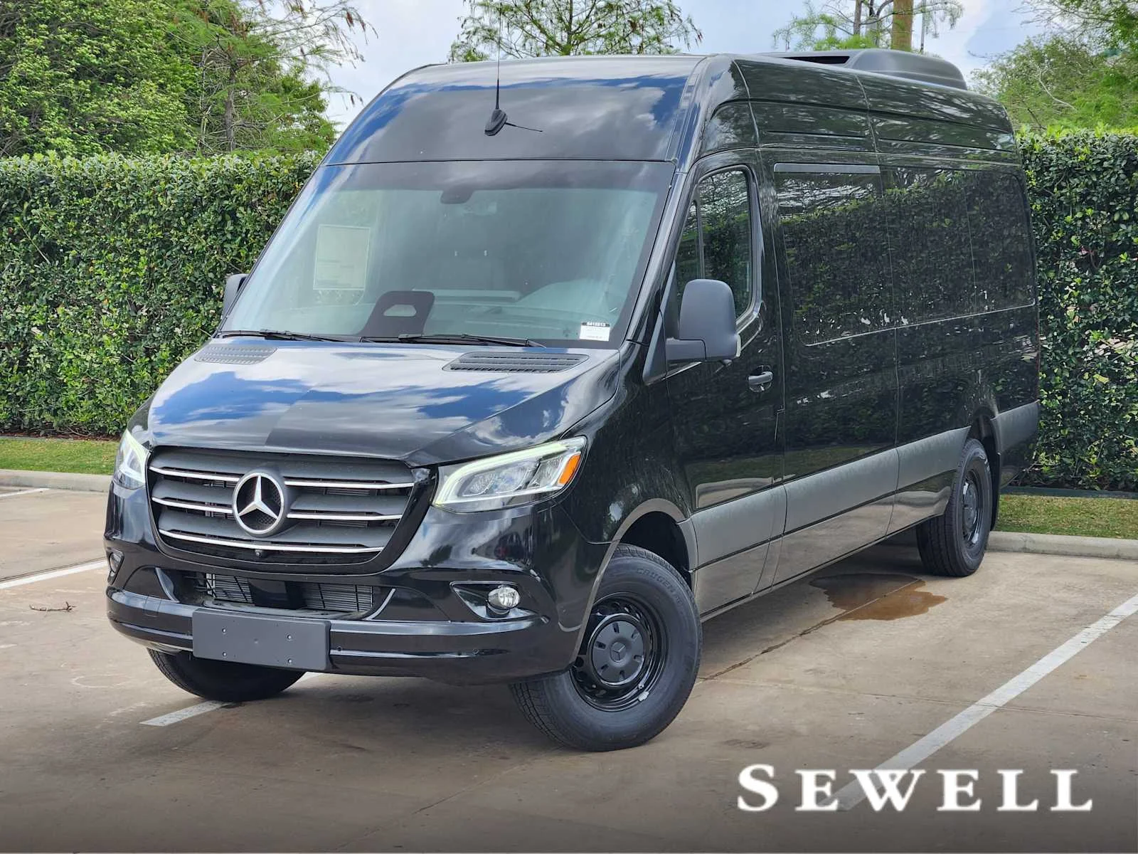 2026 Mercedes-Benz Sprinter 2500 170 WB HO High Roof's photo