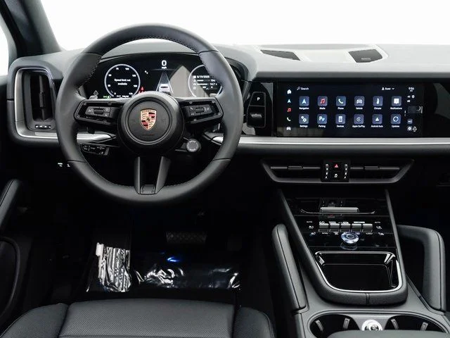 2025 Porsche Cayenne Base - Photo 18