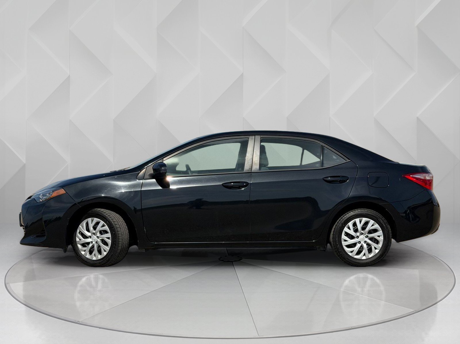 Certified 2018 Toyota Corolla LE with VIN 5YFBURHE7JP831004 for sale in Stockton, CA