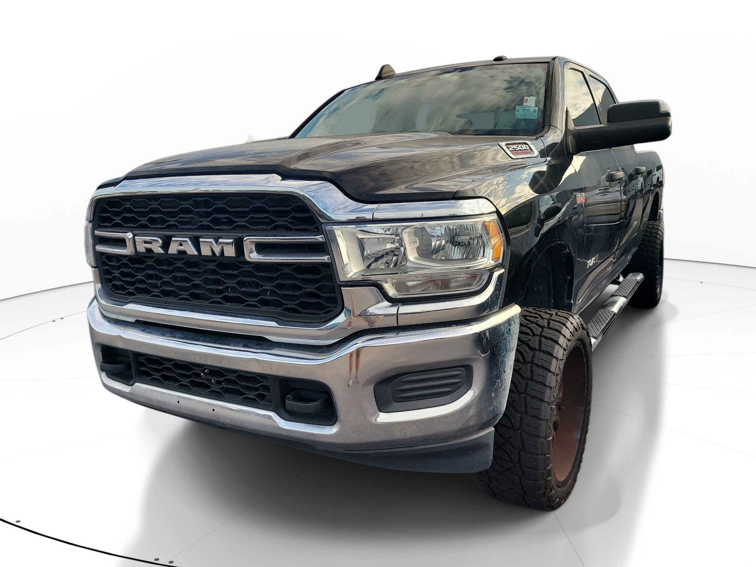 Used 2020 Diamond Black Crystal Pearlcoat Ram Tradesman image 3