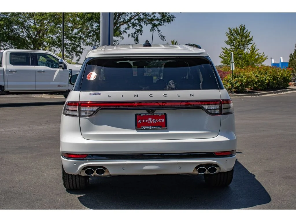 New 2026 PRISTINE WHITE METALLIC Lincoln Reserve image 7