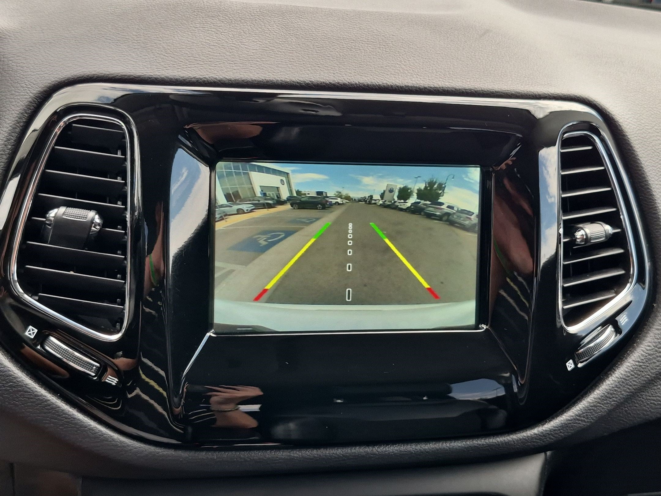 Used 2018 White Clearcoat Jeep Altitude image 22