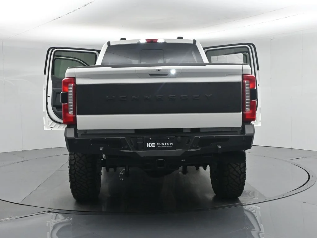 New 2026 Star White Metallic Tri-Coat Ford Lariat image 37
