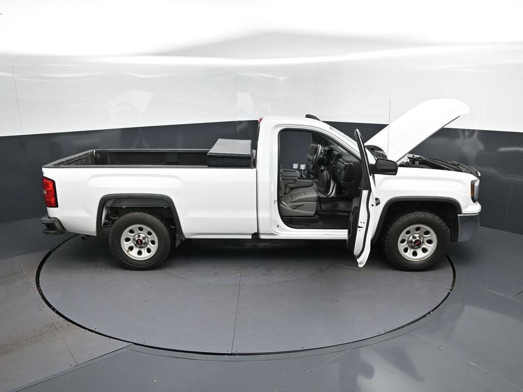 Used 2016 White GMC Base image 45