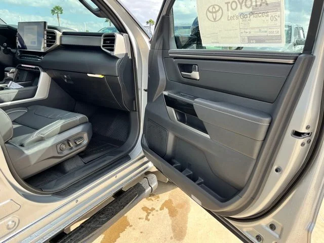2026 Toyota Tundra Limited - Photo 21